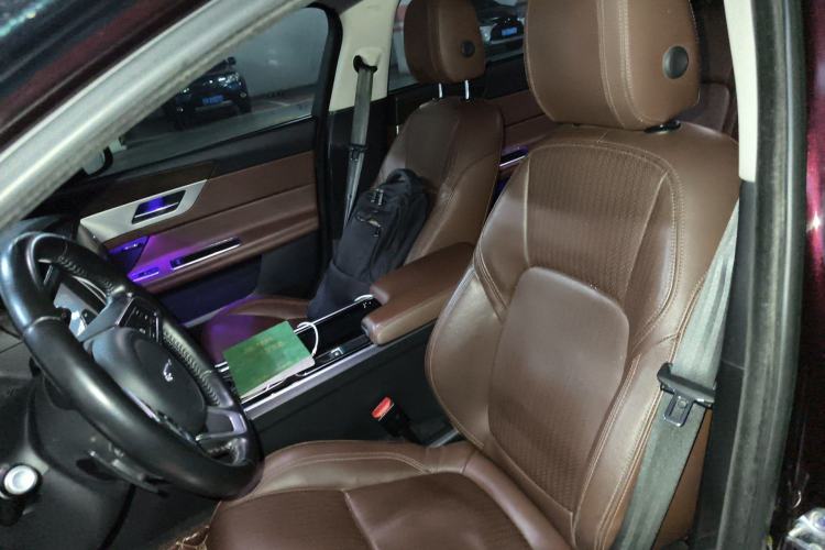 Used Jaguar XFL 2020 XFL 2.0T P250 Two-Wheel-Drive Luxury Edition
