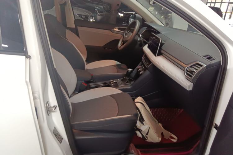 Used Volkswagen Tharu 2023 300TSI Two-Wheel-Drive Crescent Edition Right Front Seat