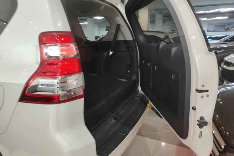 Used Toyota Prado 2016 3.5L Automatic TX-L NAVI
