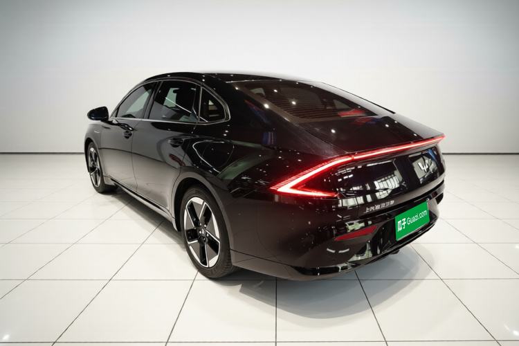 Used Wuling Xingguang 2024 Co-Creation Edition 510 Advanced Model Exterior 2