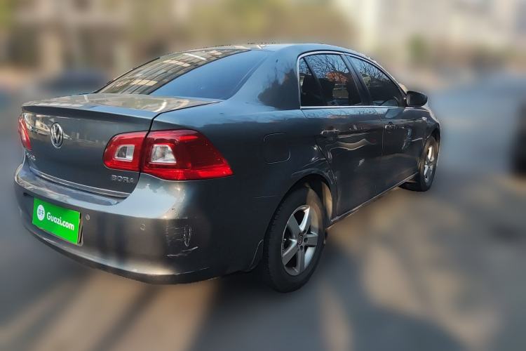 Used Volkswagen Bora 2012 1.6L Automatic Fashion Edition
