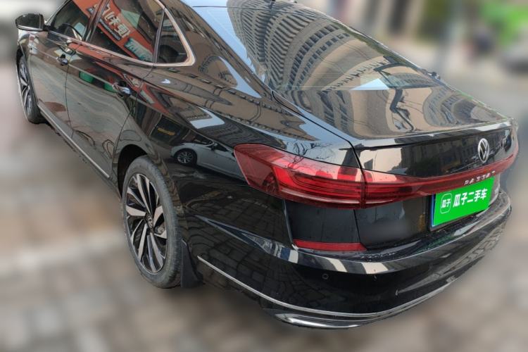 Used Volkswagen Passat 2023 330TSI Elite Edition Rear Left 45 Deg