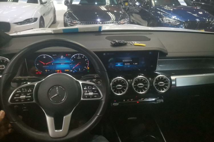 Used Mercedes-Benz GLB 2020 Facelift GLB 200 Fashion Edition
