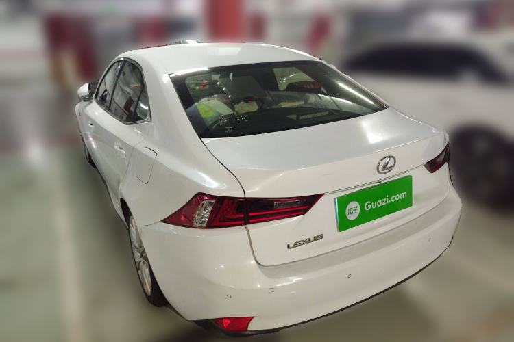 Used Lexus IS 2015 200t F SPORT