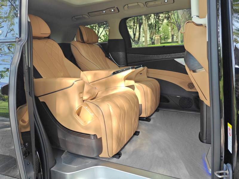 Used Denza D9 2024 DM-i 980 Four-Wheel Drive Prestige Model – Premium — 19