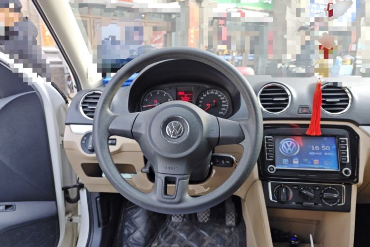 Used Volkswagen Jetta 2015 1.6L Manual Comfort Model