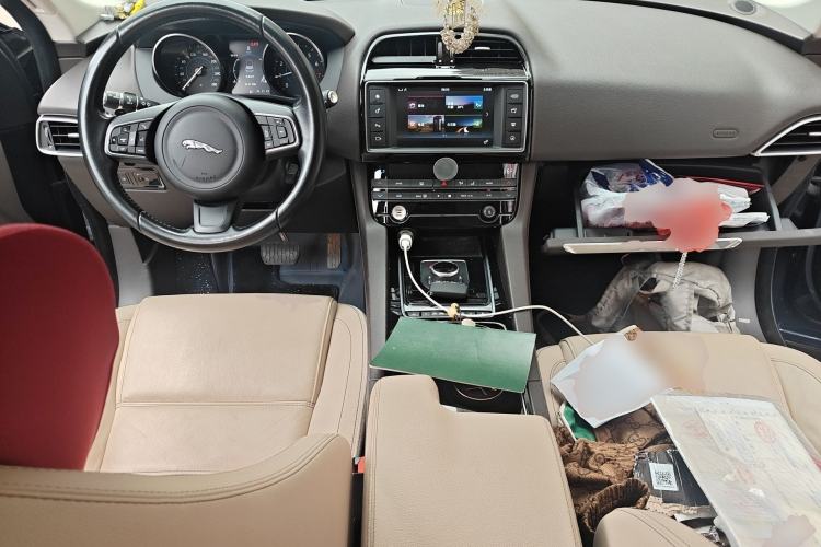 Used Jaguar F-PACE 2016 2.0T Two-Wheel Drive Urban Luxury Edition