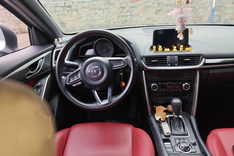 Used Mazda CX-4 2018 2.0L Automatic 2WD Blue Sky Exploration Edition China VI Standard