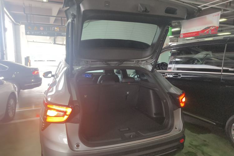 Used Chevrolet Seeker 2022 1.5T CVT RS Bee Wave Edition Trunk