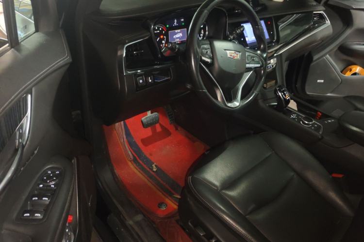 Used Cadillac XT6 2022 2.0T 7-Seater Two-Wheel Drive Luxury Version Driver Seat