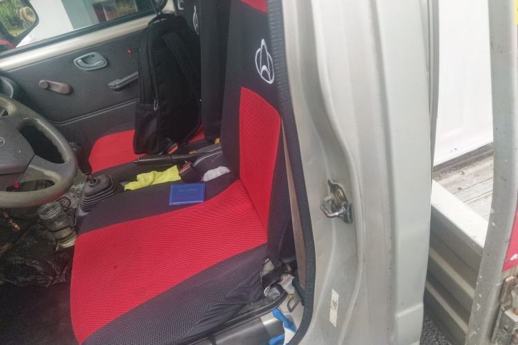 Used CHANGAN KUAYUE Xinbao MINI 2016 1.2L Double-Cab with 2550 Rear Dual Wheels DK12-10 Left Rear Seat