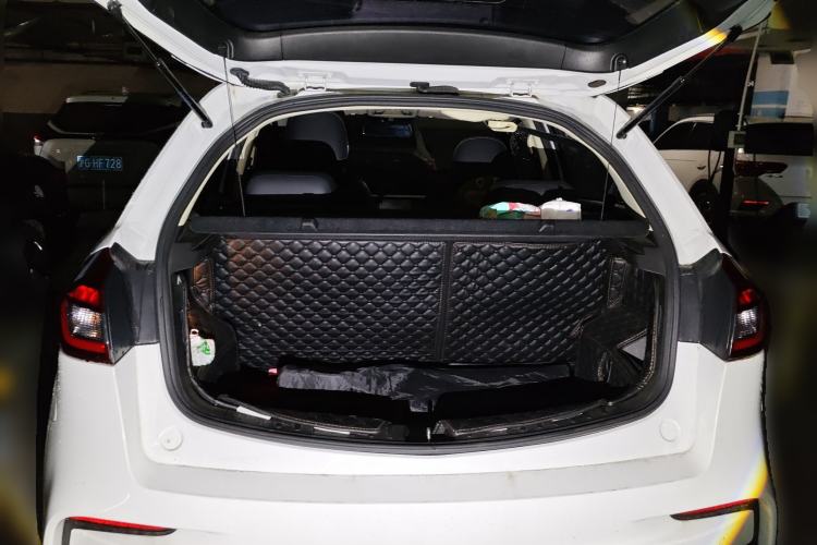 Used Geely Auto Vision X3 2019 Upgraded Model 1.5L Manual Elite Version