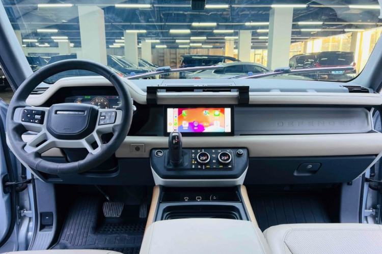 Used Land Rover Defender 2020 110 P400 Dark Special Edition Interior 6