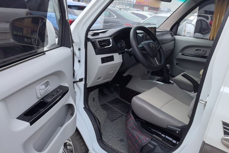 Used Jinbei Hiace X30 2024 1.5L Wealthy-Style Passenger Van 5/6/7 Seater