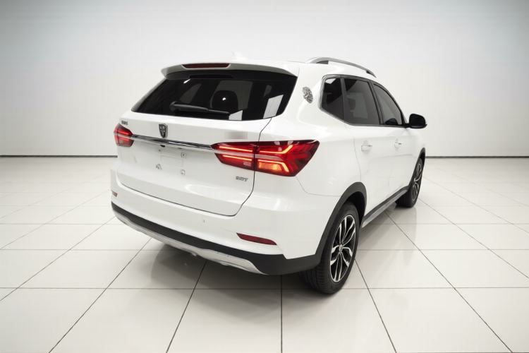 Used Roewe RX5 2016 20T Two-Wheel Drive Automatic Internet Smart Edition
