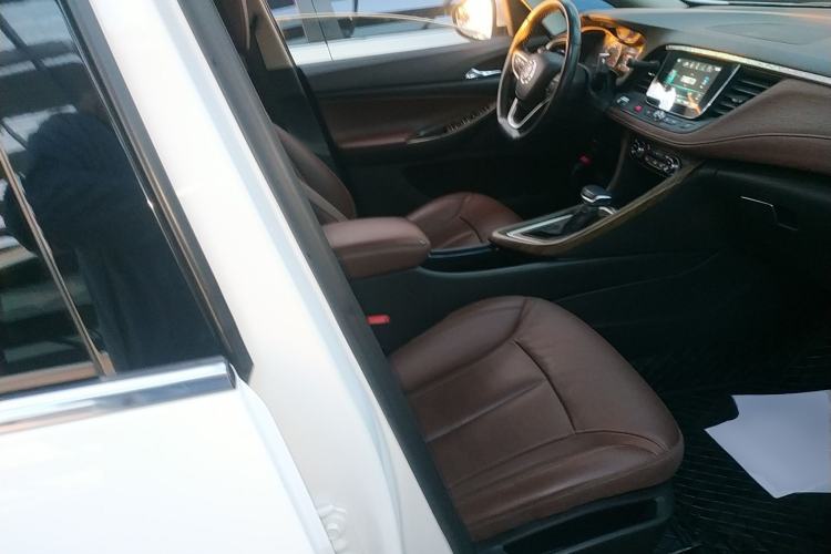 Used Buick GL6 2019 18T 6-Seater Connected Luxury Version China VI Standard
