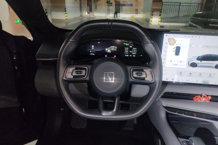 Used Zeekr 001 2024 WE Edition 100 kWh Rear-Drive Steering Wheel