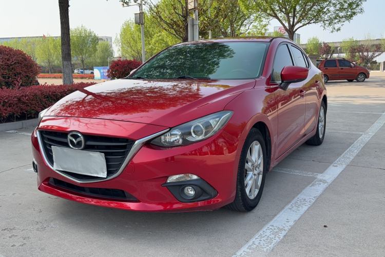 Used Mazda 3 Axela 2014 Sedan 1.5L Automatic Luxury Model