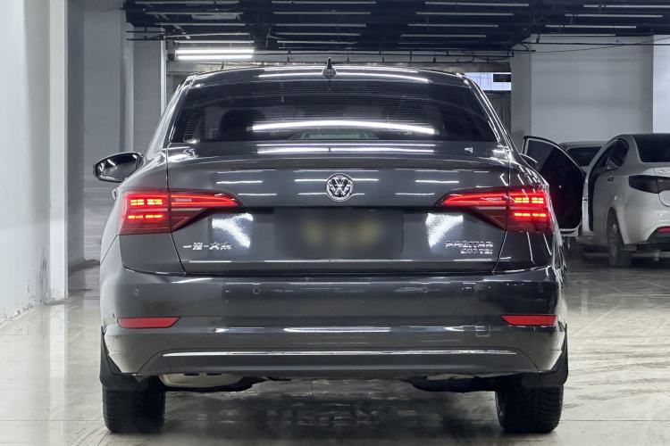 Used Volkswagen Sagitar 2021 280TSI DSG Excellence Edition
