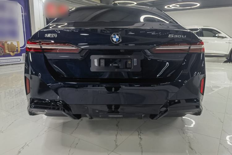 Used BMW 5 Series 2026 Facelift Model 530Li Luxury Edition M Sport Package Exterior 7