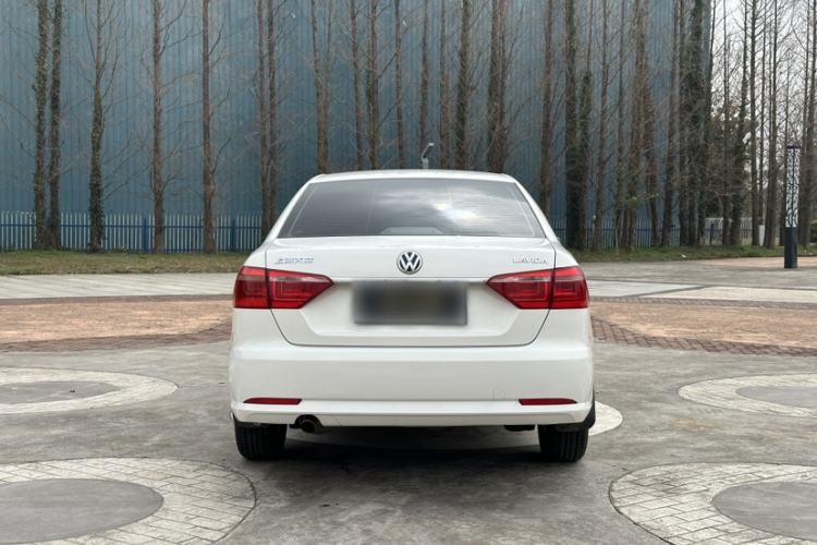 Used Volkswagen Lavida 2013 Revised Classic 1.6L Automatic Fashion Edition
