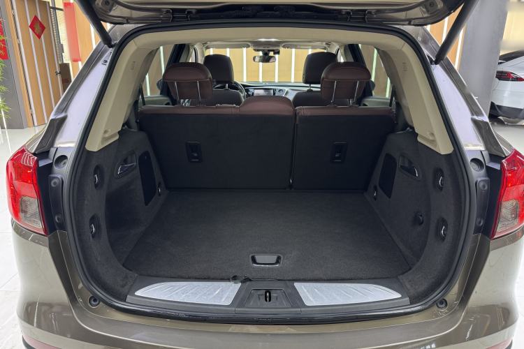 Used Buick Envision 2017 28T Four-Wheel Drive Elite Model Interior 7