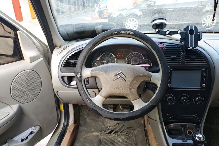 Used Citroen Elysee 2013 Sedan Classic 1.6L Manual Tech Model CNG
