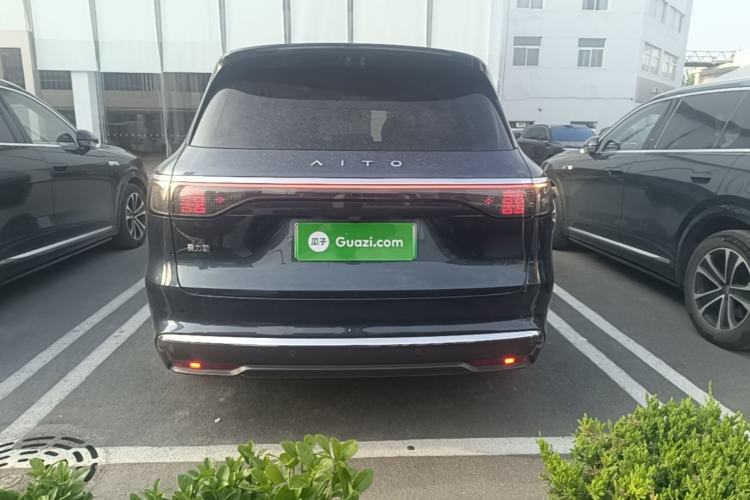 Used Hima AITO M8 2025 Extended-Range Ultra Version 53.4 kWh 5-Seater Edition Rear