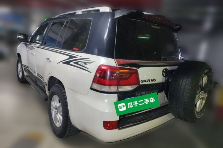 Used Toyota Land Cruiser 2019 4.0L 7-Seater Automatic Transmission Middle East Version
