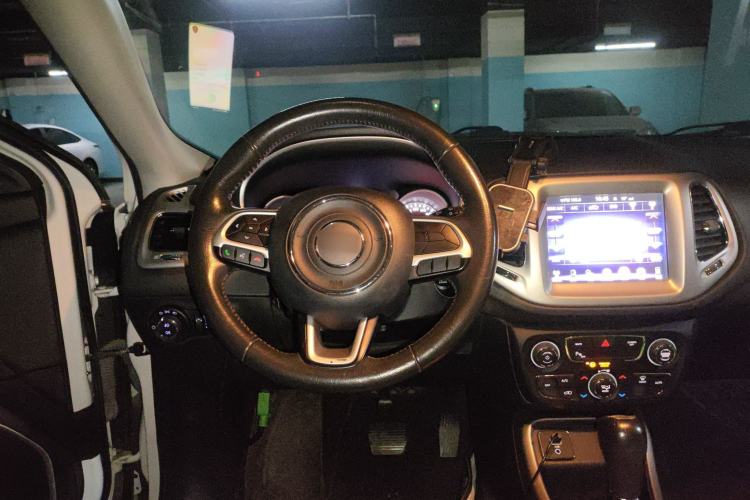 Used Jeep Compass 2017 200T Automatic Family Edition