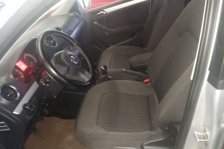 Used Volkswagen Jetta 2015 Zhuihui Edition 1.6L Manual Comfort Model