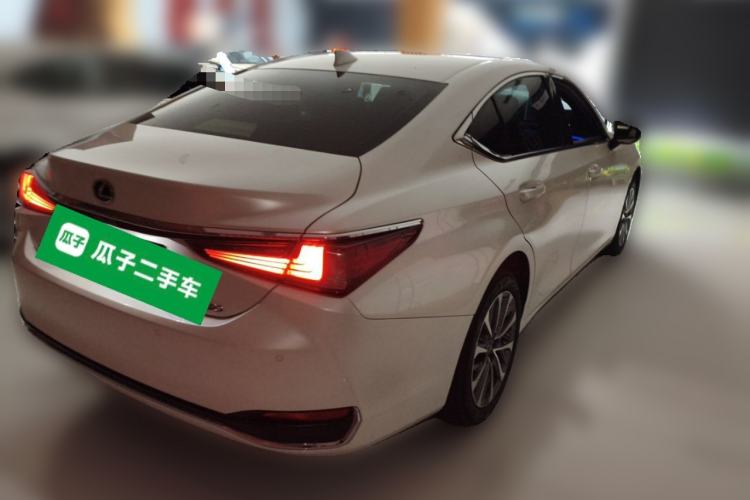 Used Lexus ES 2023 200 Excellence Edition