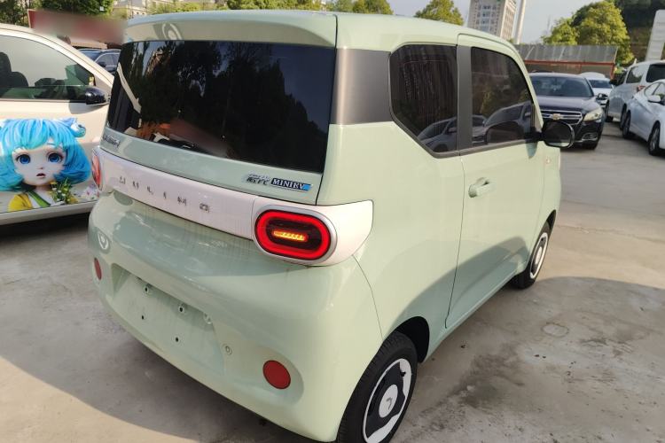 Used Wuling Hongguang MINIEV 2024 3rd Generation 215km Youth Edition
