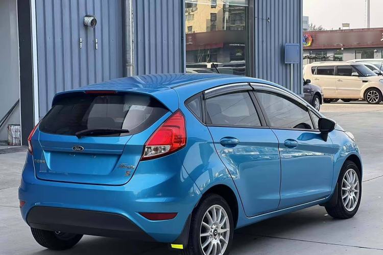 Used Ford Fiesta 2013 Hatchback 1.5L Manual Fashion Edition