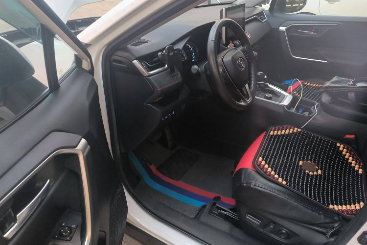 Used Toyota RAV4 Rongfang Plug-in Hybrid 2022 2.5L Two-Wheel Drive Elite Pro