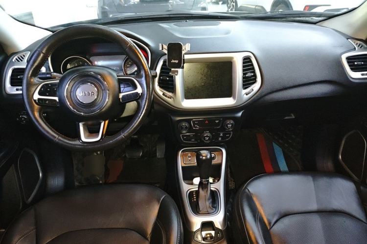 Used Jeep Compass 2017 200T Automatic Family Edition