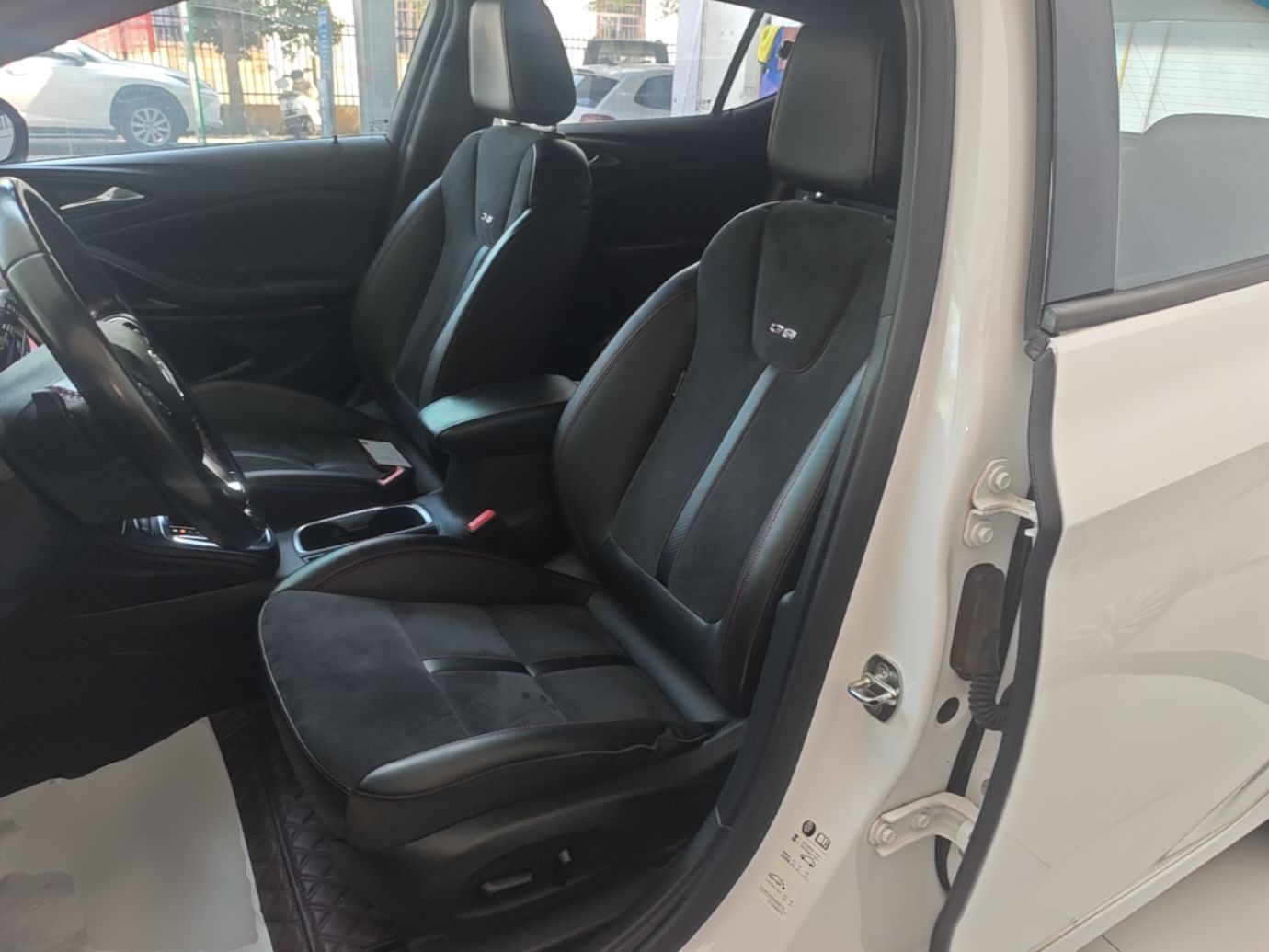 Avant de la voiture