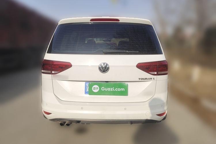 Used Volkswagen Touran 2018 Volkswagen Touran L 280TSI DSG Comfort Edition 6-seater