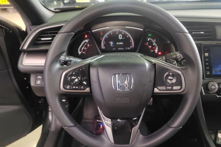 Used Honda Civic 2021 HATCHBACK 220TURBO CVT Trendy Cool Edition
