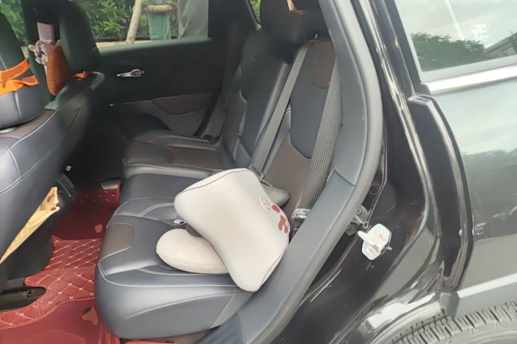 Used Jeep Cherokee 2020 2.0L Two-Wheel Drive Classic Sports Edition