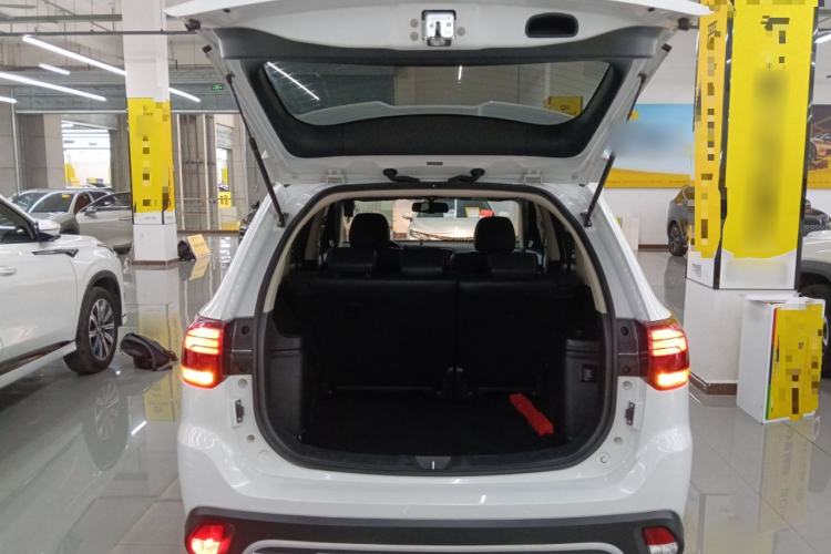 Used Mitsubishi Outlander 2019 2.0L Two-Wheel Drive Comfort Edition 5 Seats China VI Standard