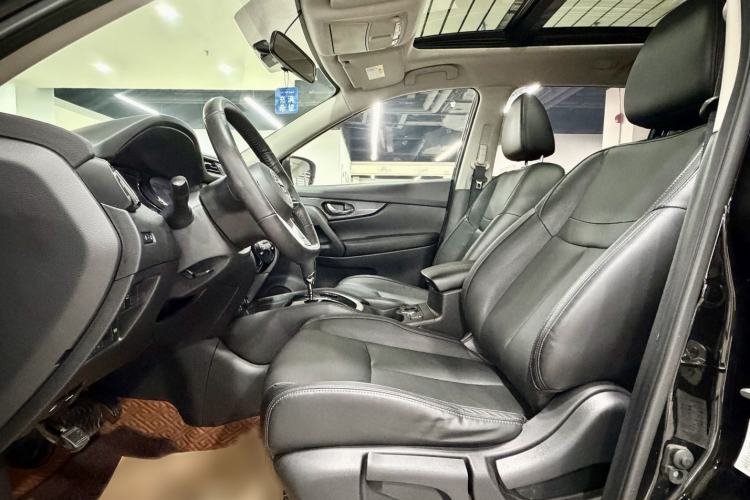 Used Nissan X-Trail 2017 2.0L CVT Smart Enjoyment Version 2WD