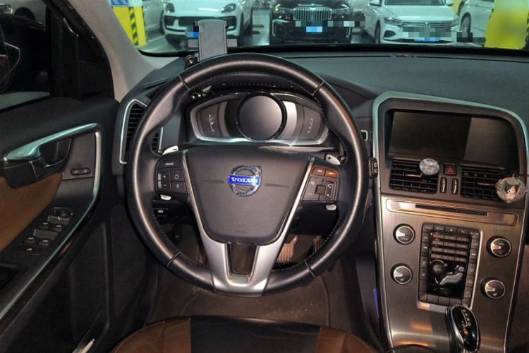 Used Volvo XC60 2014 T6 Zhiyi Edition
