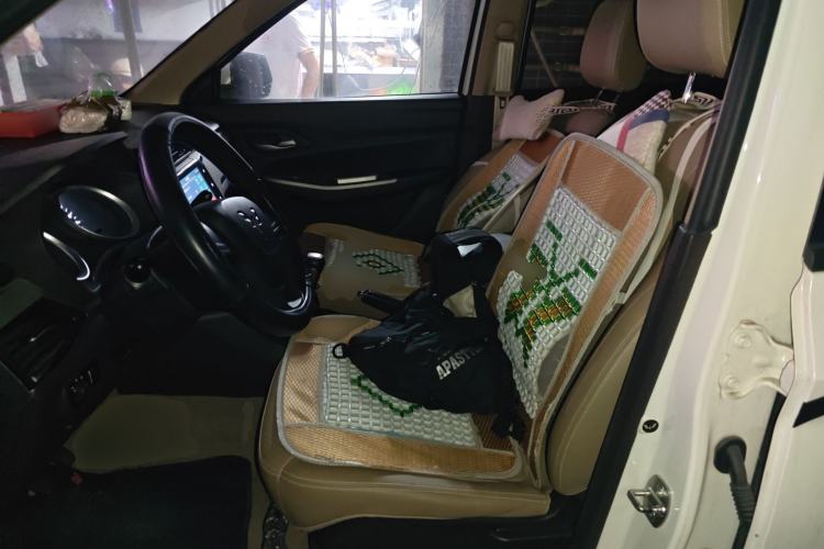 Used Wuling Hongguang 2019 1.5L S Comfort Edition China VI LAR