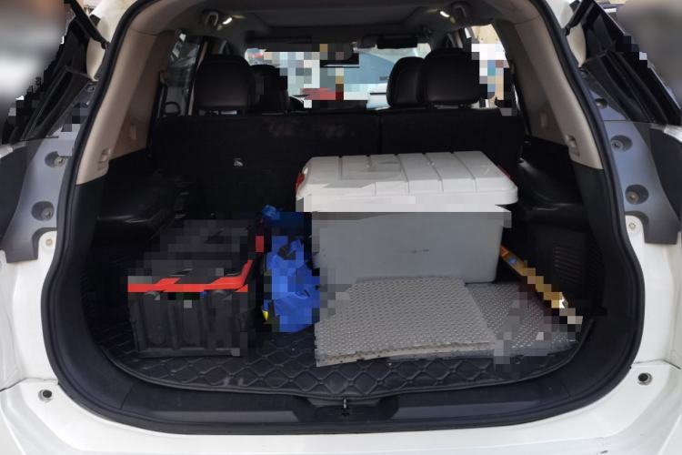 Used Nissan X-Trail 2014 2.0L CVT Comfort Edition 2WD Trunk