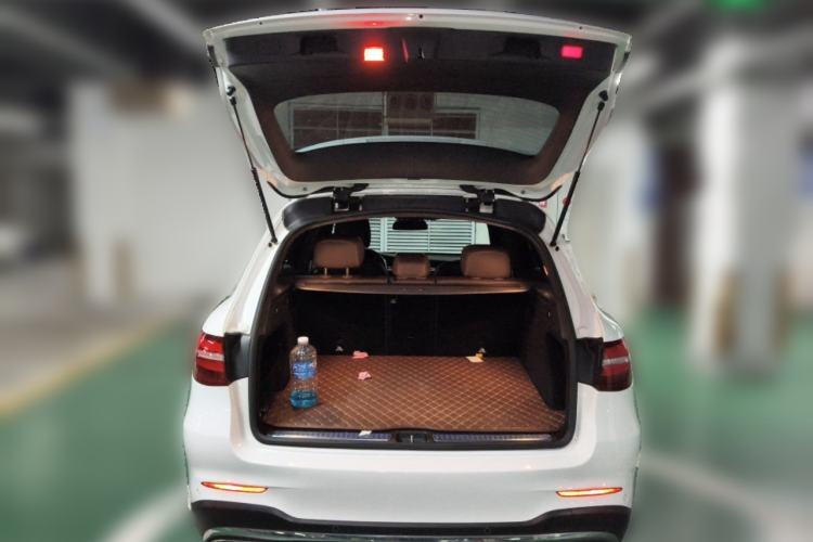 Used Mercedes-Benz GLC 2018 Facelift GLC 260 4MATIC Luxury Edition
