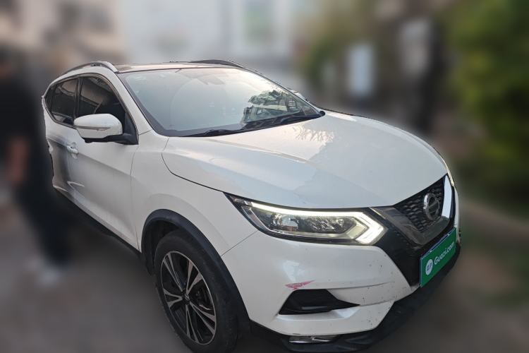 Used Nissan Qashqai 2019 2.0L CVT Luxury Edition Front Right 45 Deg