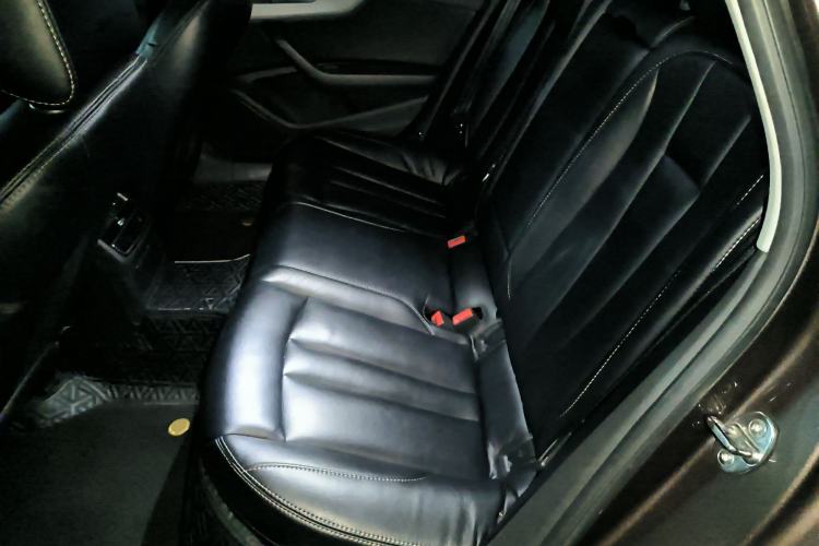 Used Audi A4L 2018 30th Anniversary Edition 40 TFSI Trendy Model
