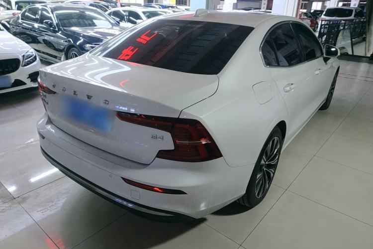 Used Volvo S60 2024 B4 Zhiyuan Luxury Edition
