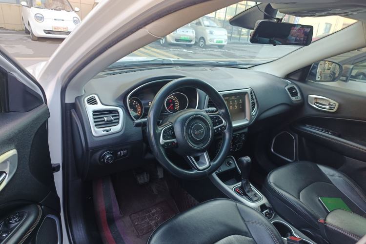 Used Jeep Compass 2017 200T Automatic Family Edition